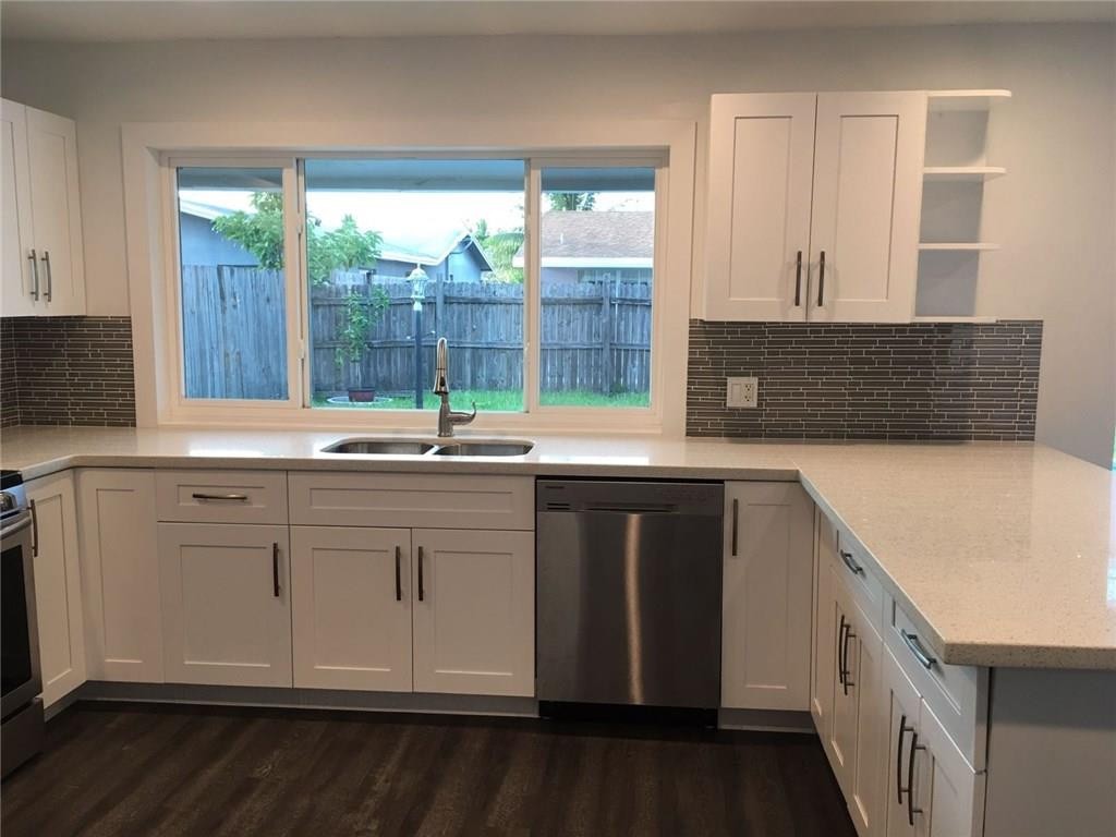 Sunrise Golf Village Sec - Residential