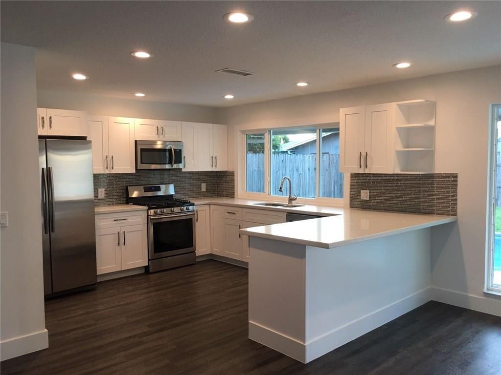 Sunrise Golf Village Sec - Residential