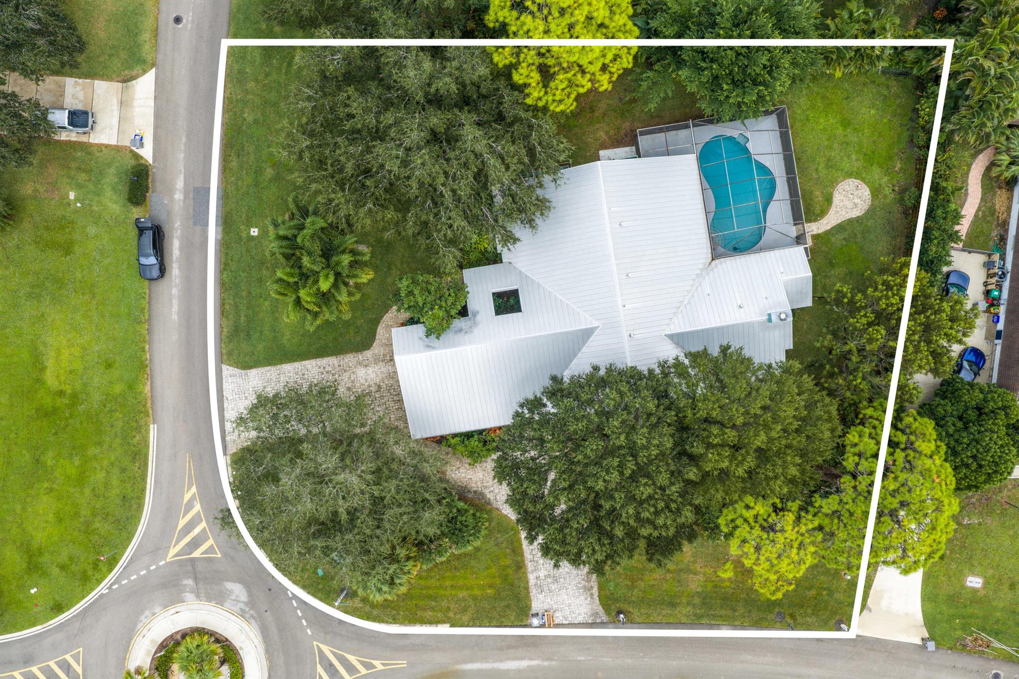 WHISPERING TRAILS - Residential