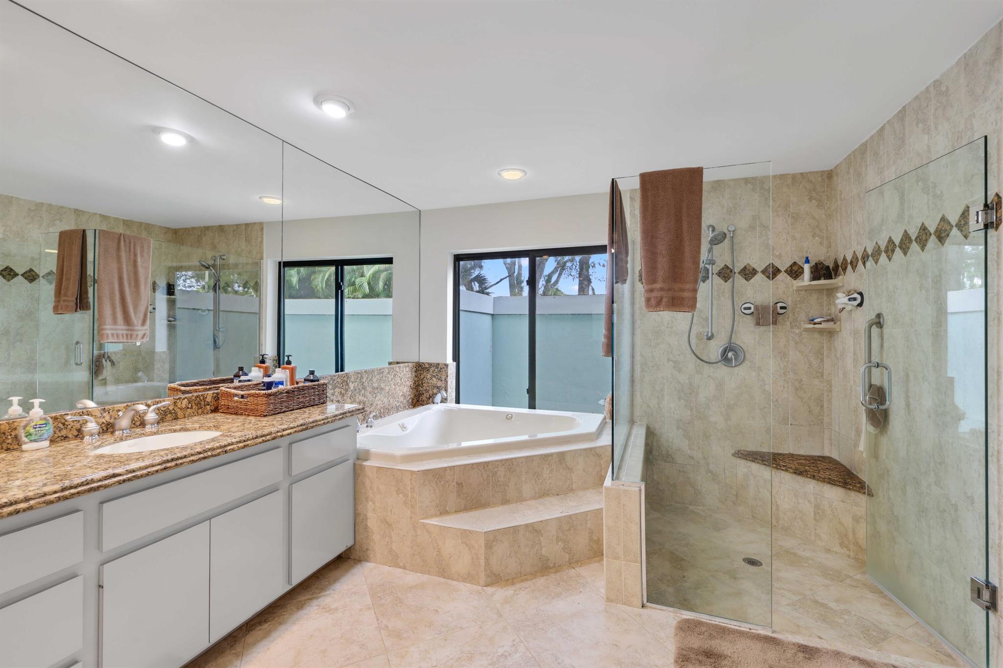 WHISPERING TRAILS - Residential