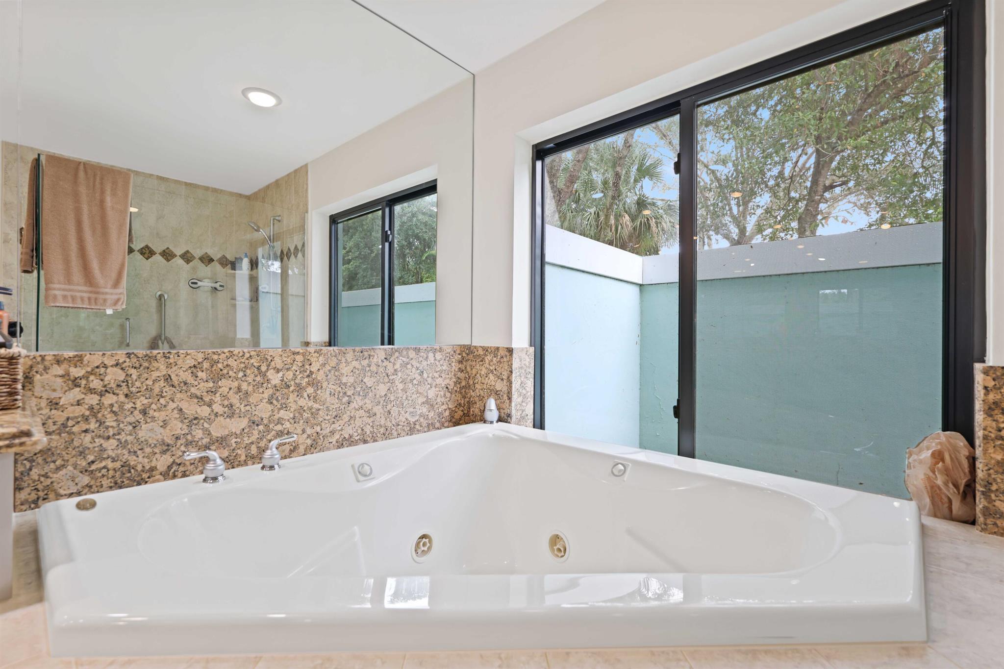 WHISPERING TRAILS - Residential