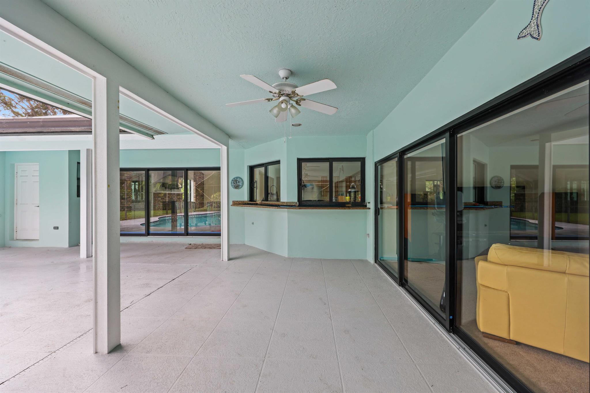 WHISPERING TRAILS - Residential