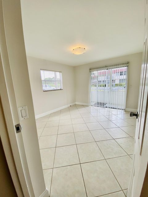 Tiny photo for 581 Saxony M, Delray Beach, FL 33446 (MLS # B26019003)