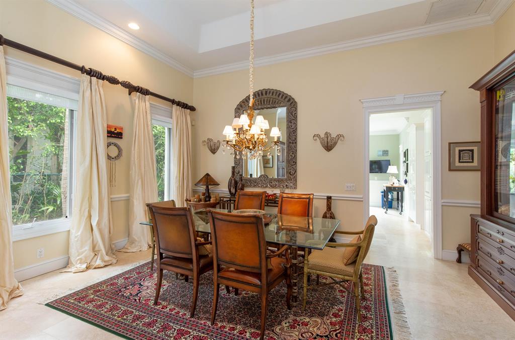 IBIS ISLE - Residential