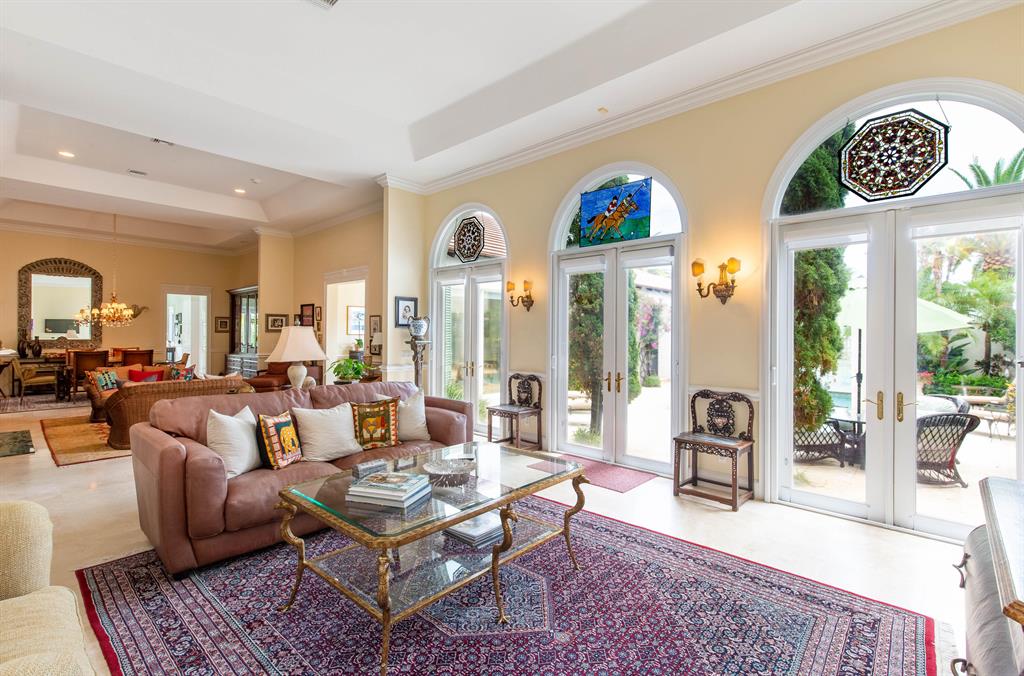 IBIS ISLE - Residential