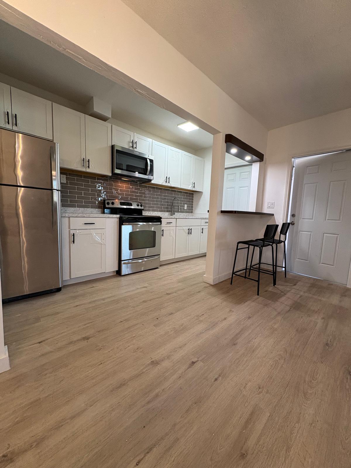 1021 NE 24TH Avenue 14
