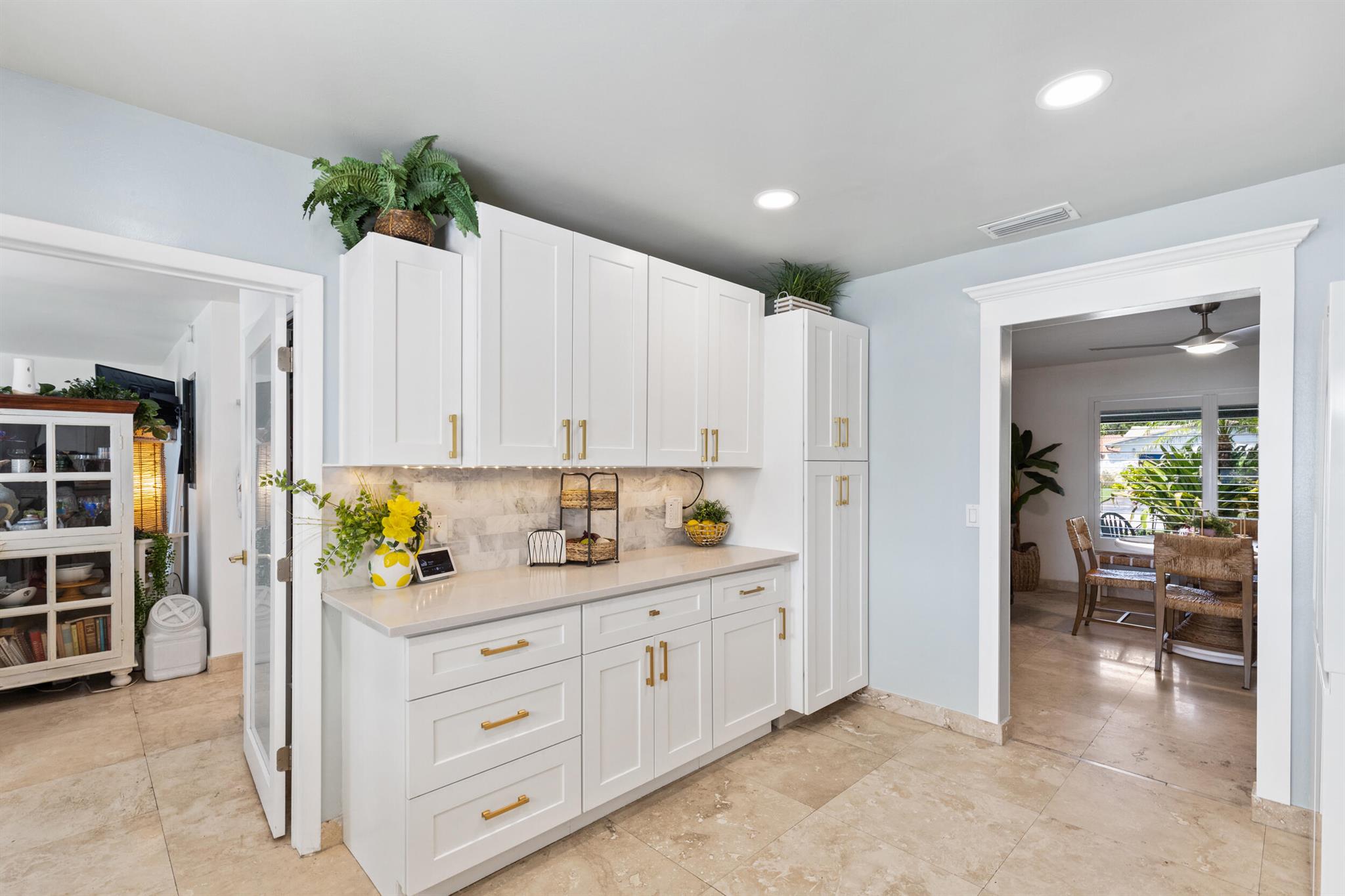 ROYAL PALM - Residential
