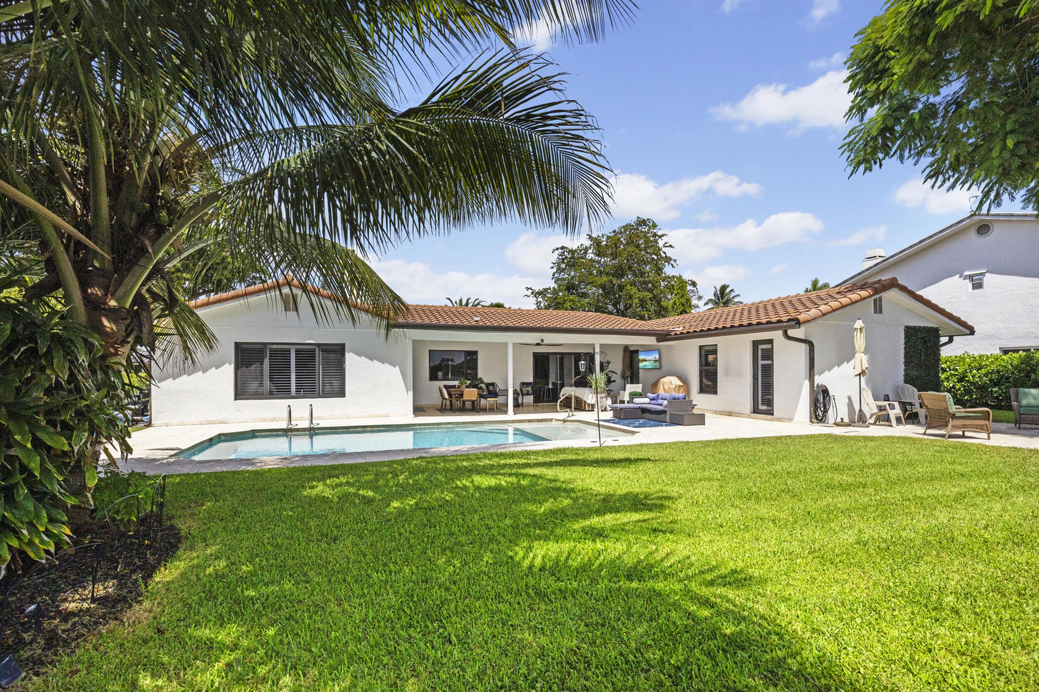 ROYAL PALM - Residential