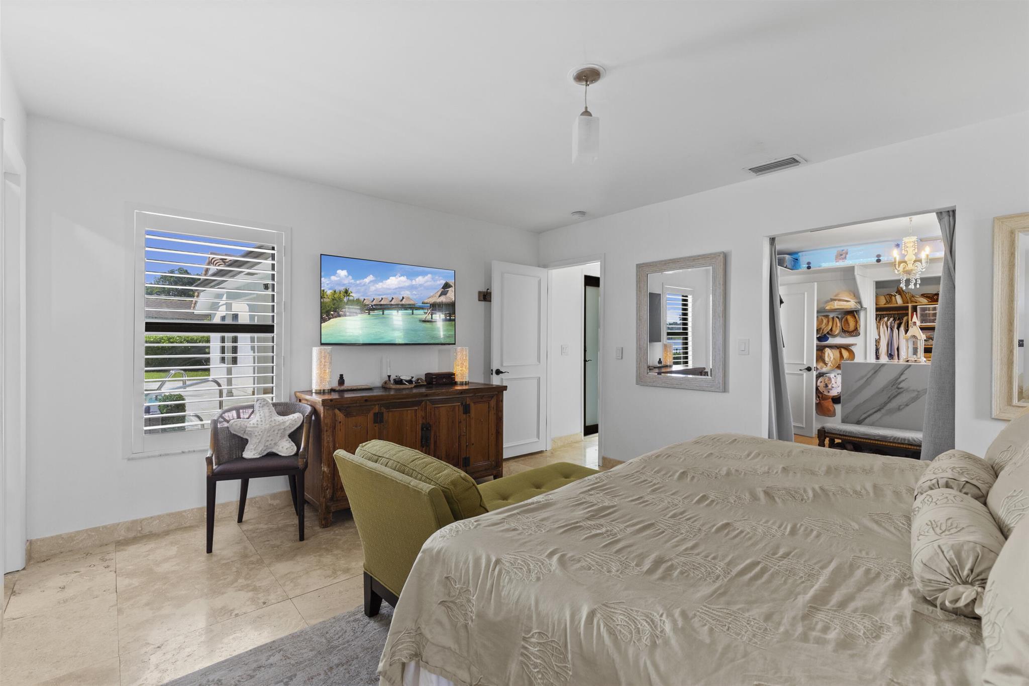ROYAL PALM - Residential