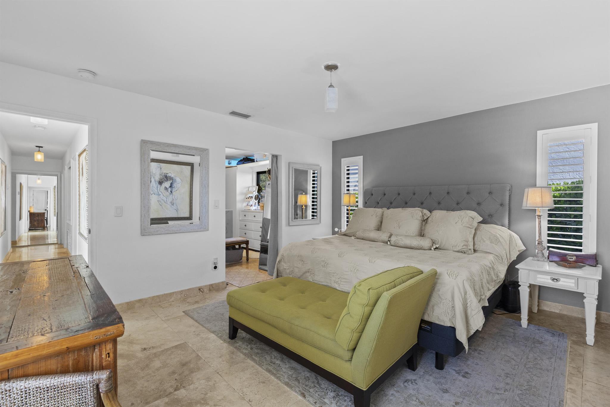 ROYAL PALM - Residential