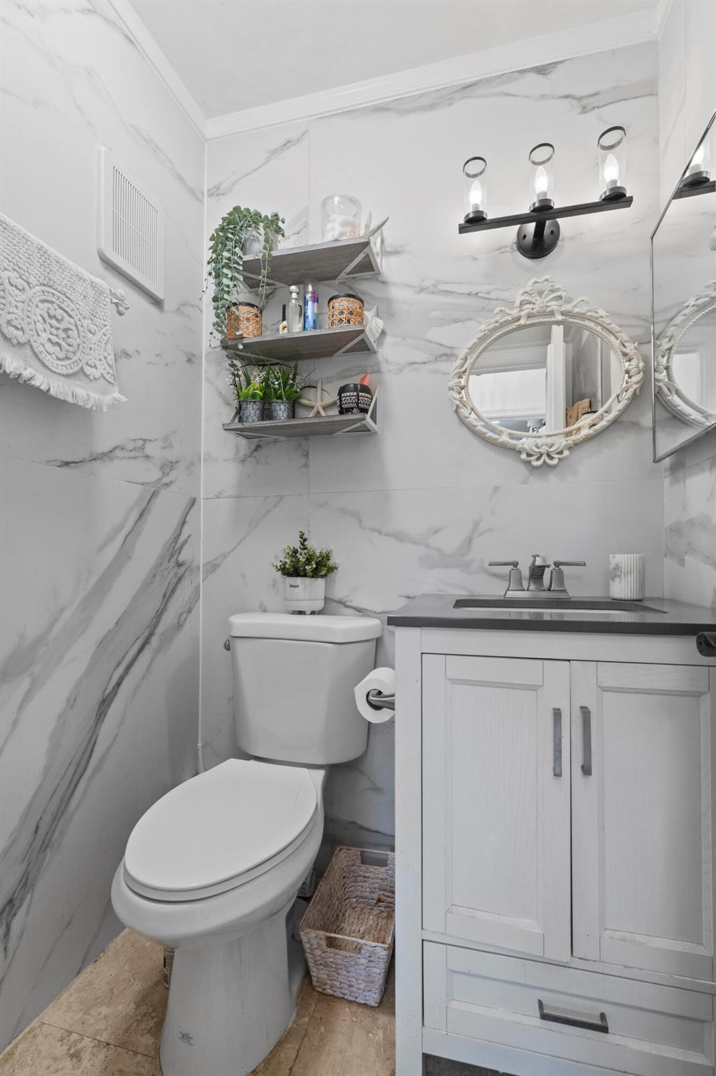 ROYAL PALM - Residential