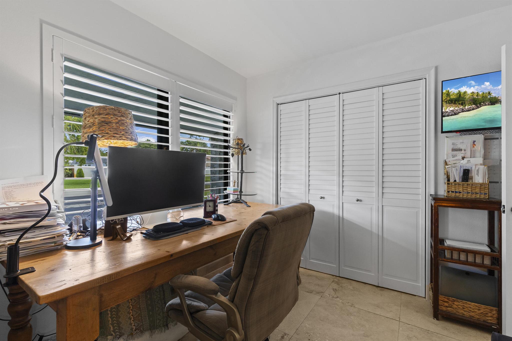 ROYAL PALM - Residential