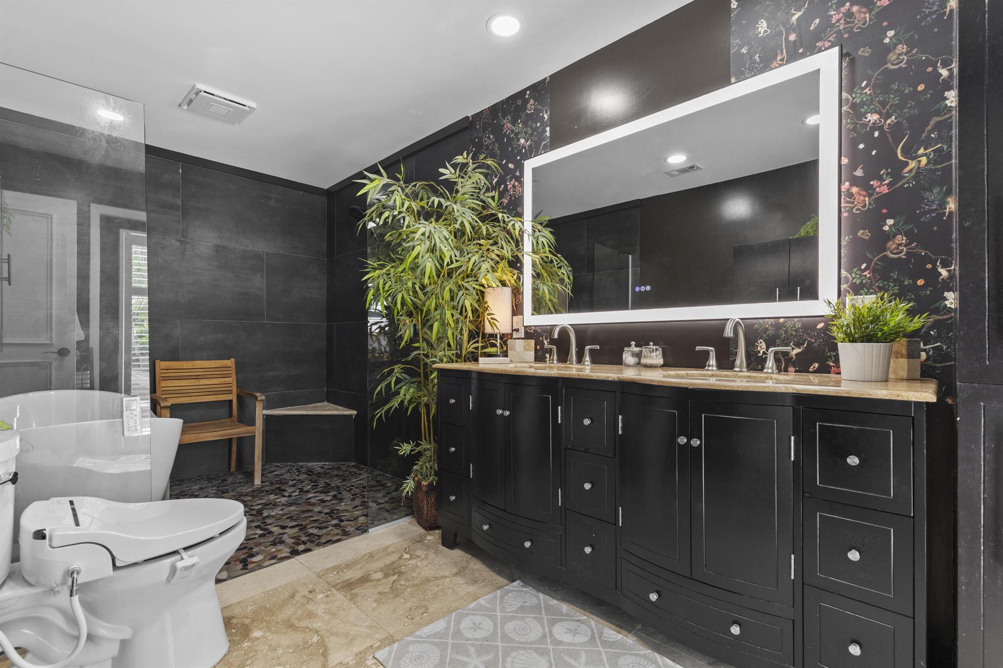 ROYAL PALM - Residential