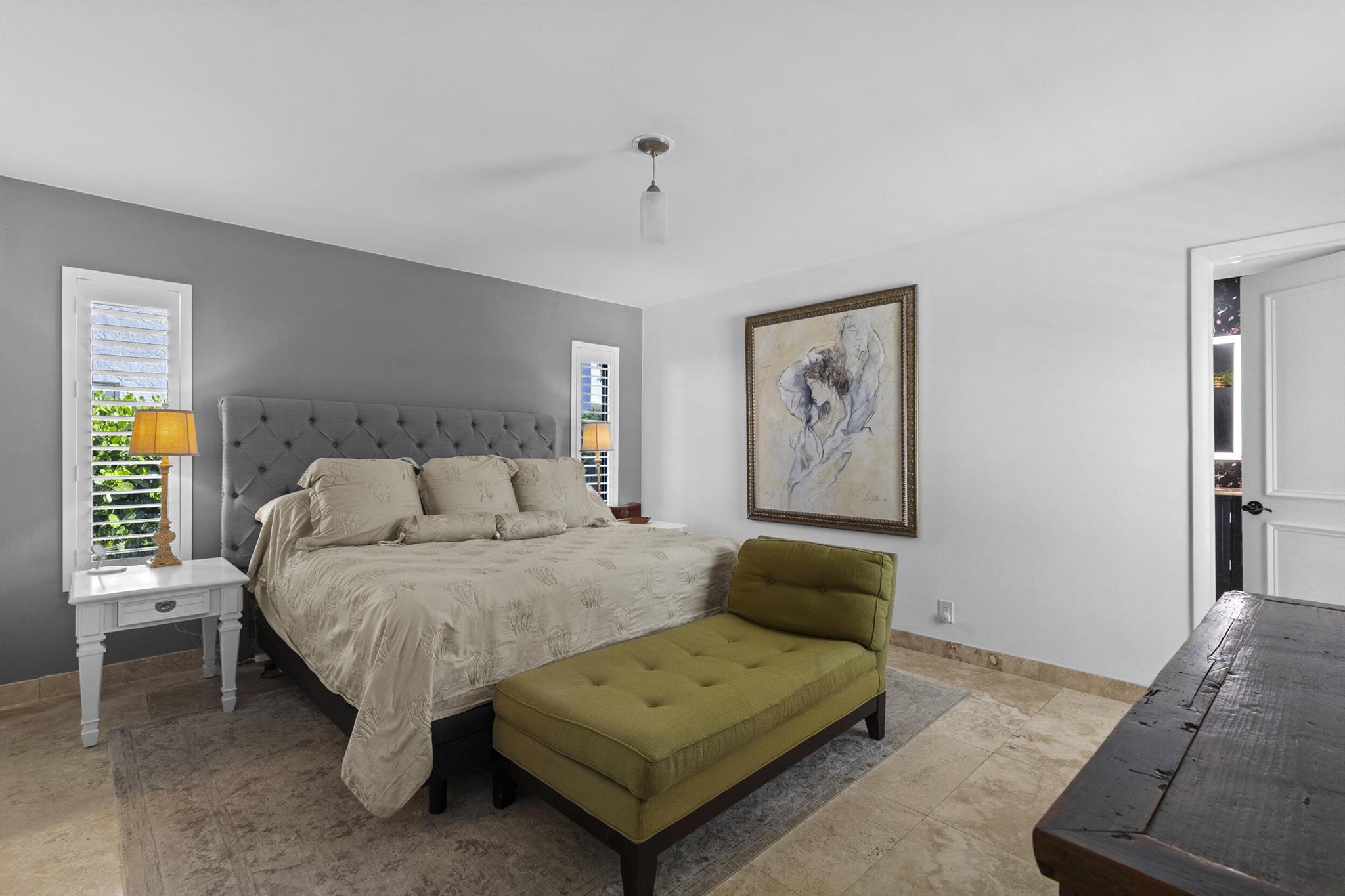 ROYAL PALM - Residential
