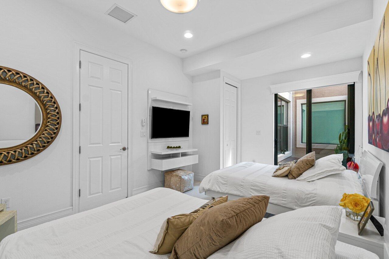 Seven Bridges - Residential