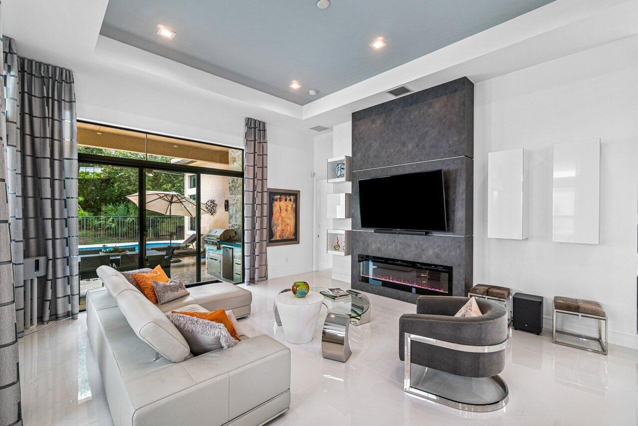 Seven Bridges - Residential