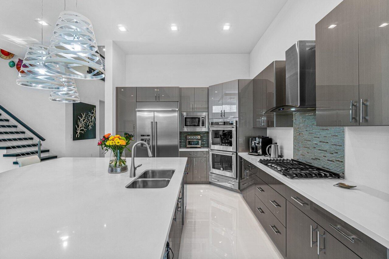 Seven Bridges - Residential