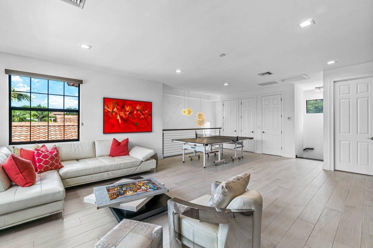 Seven Bridges - Residential