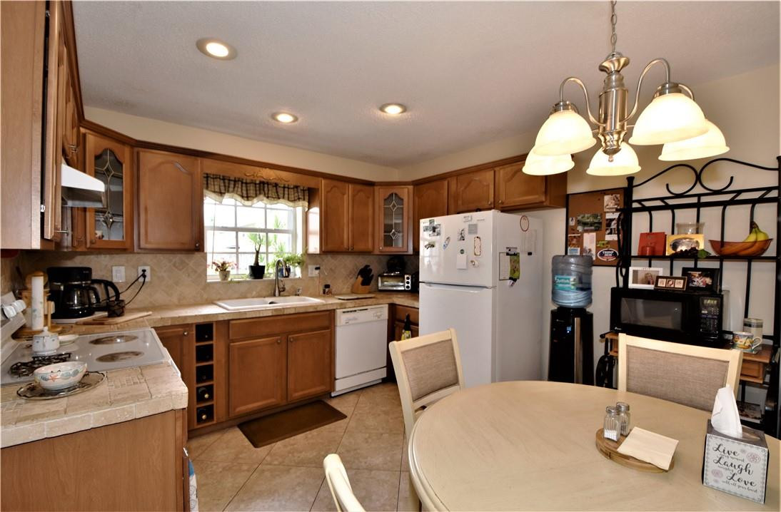 Coconut Creek 10th Sectio - Residential