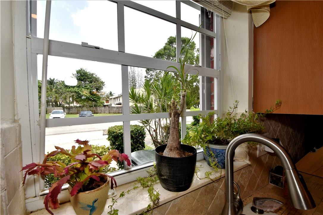 Coconut Creek 10th Sectio - Residential