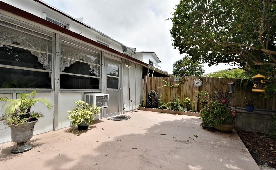 Coconut Creek 10th Sectio - Residential