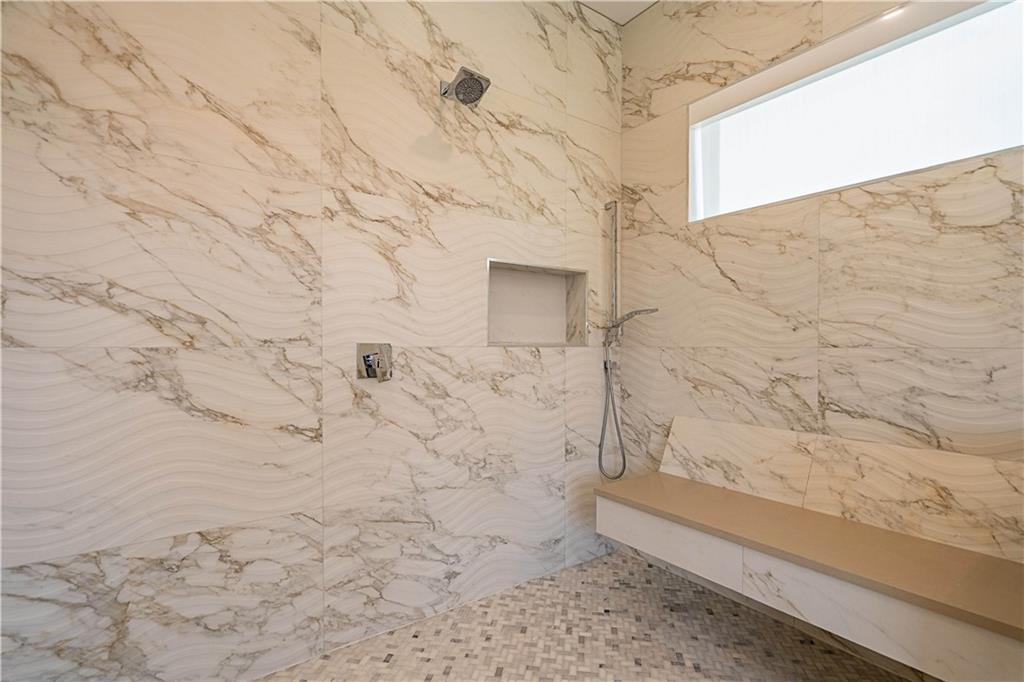 The Cove 5th Sec 39-5 B - Residential