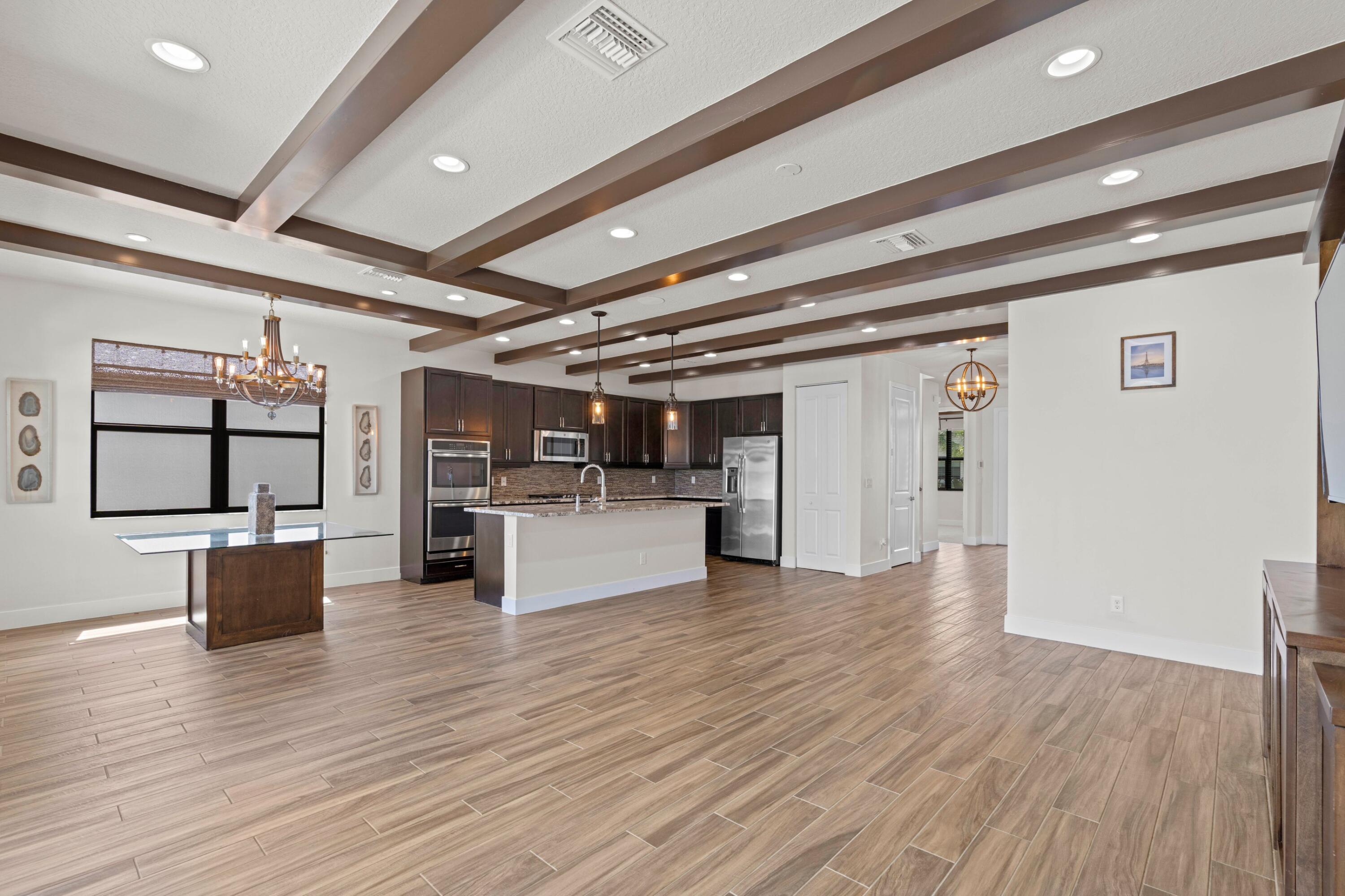 7190 Montereal Path, Lake Worth, FL, 33463/$875,000 4 7190 Montereal Path