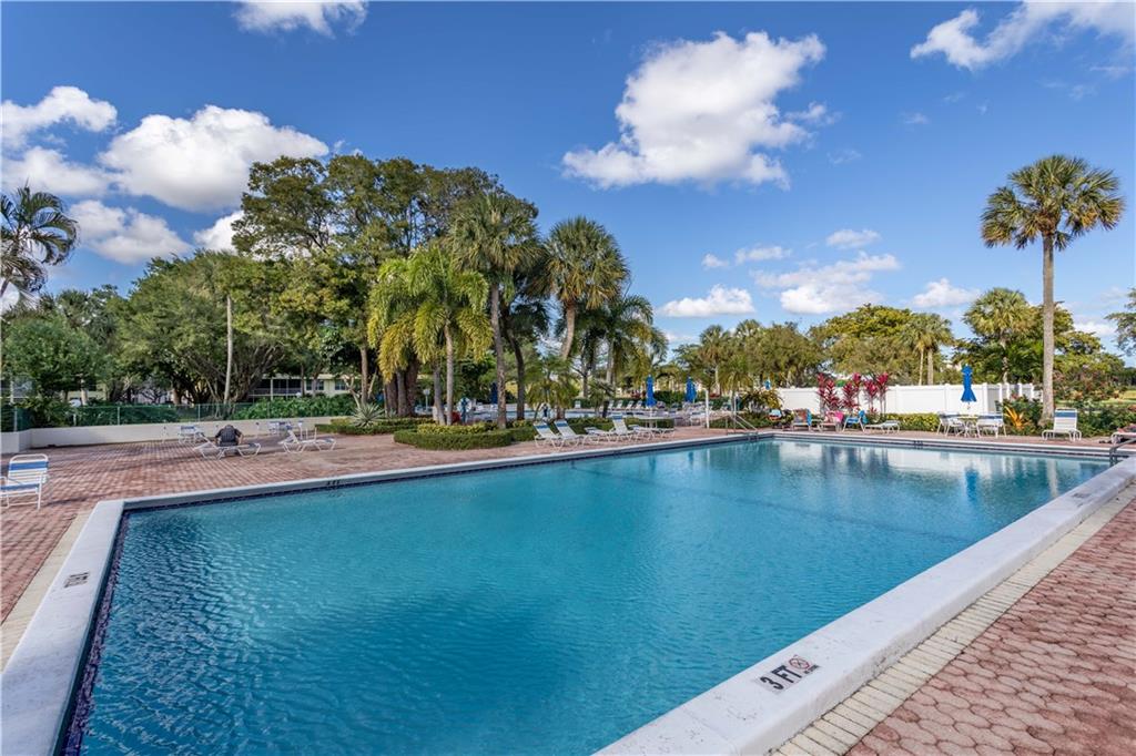 Palm Aire Country Club - Residential