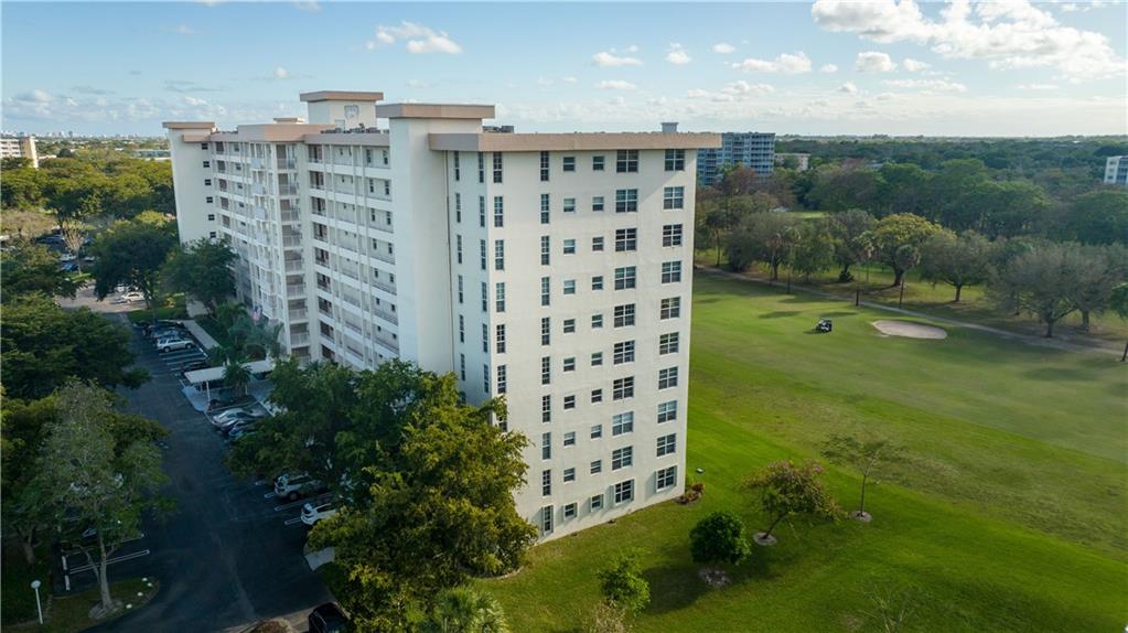 Palm Aire Country Club - Residential