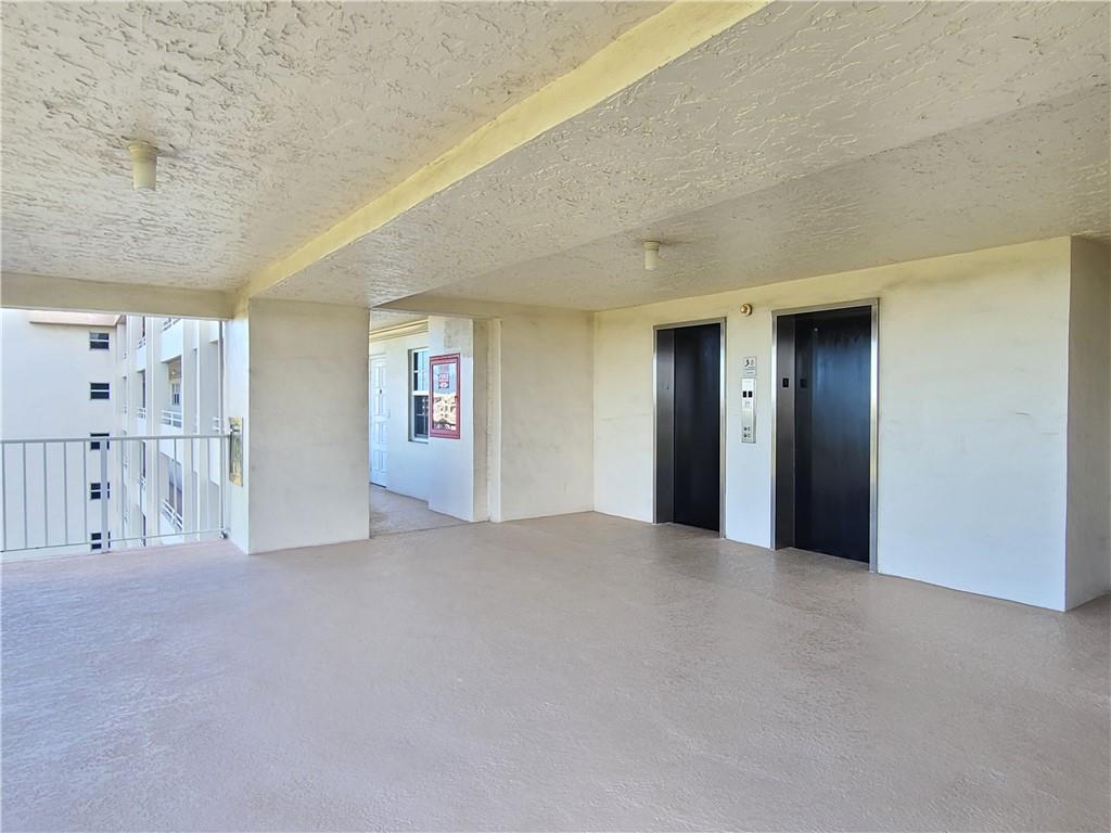 Palm Aire Country Club - Residential