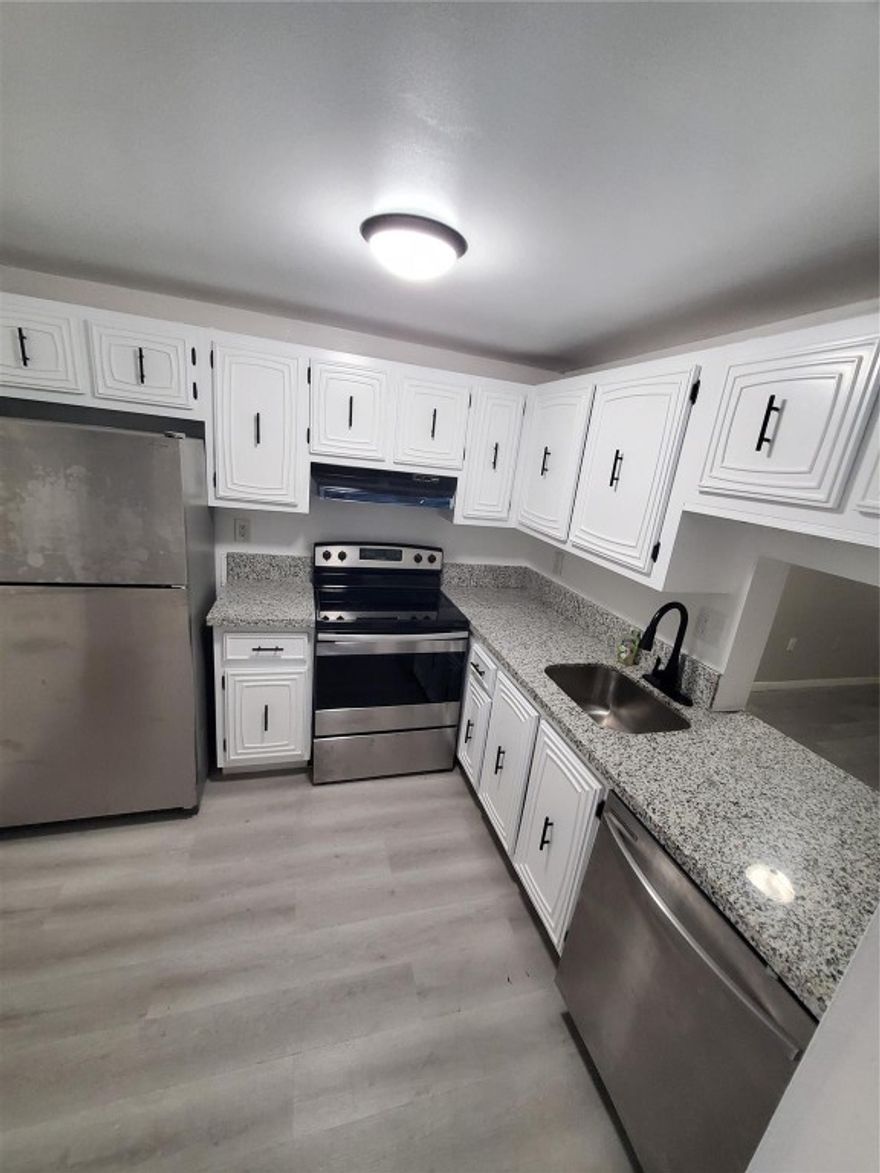 Amazing 2 bedroom 2 bath updated unit with floating vinyl wood look flooring. First floor unit with large walkin closet and lots of extra storage. Low HOA. Great location between Broward Blvd and Cleary. Excellent shopping and A rated schools this is an A++ Location. No Reserves but the passed 40 year recently. Agents See Broker Remarks Great Investment property 10 CAP for investors