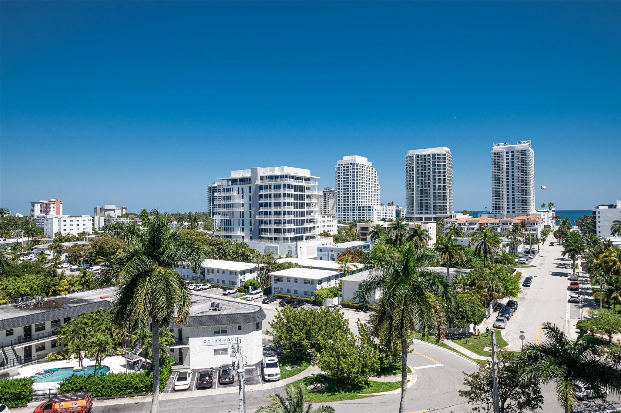 BAYSHORE TOWERS - Residential