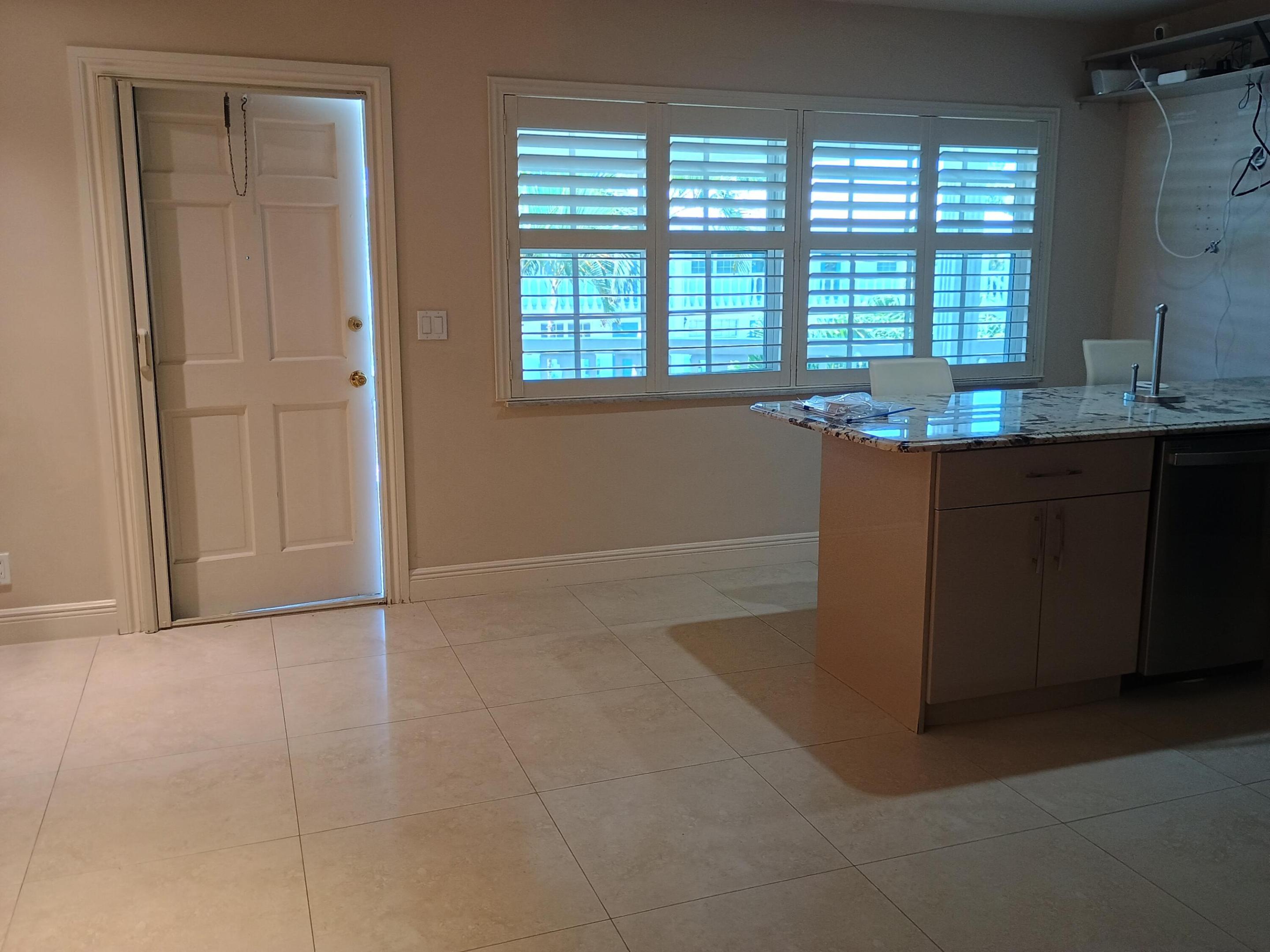 COLONIAL RIDGE CORP - Residential