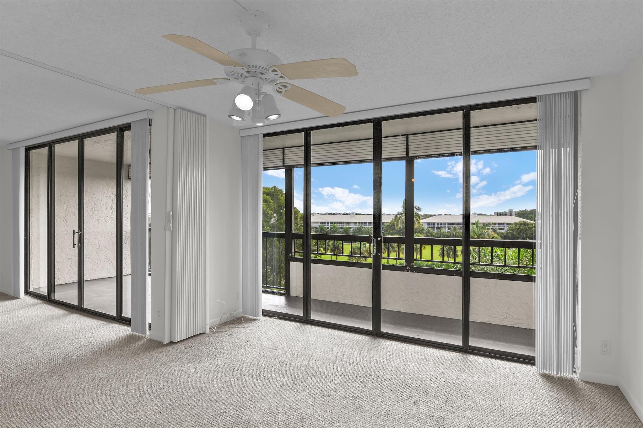 GLENS CONDO - Residential