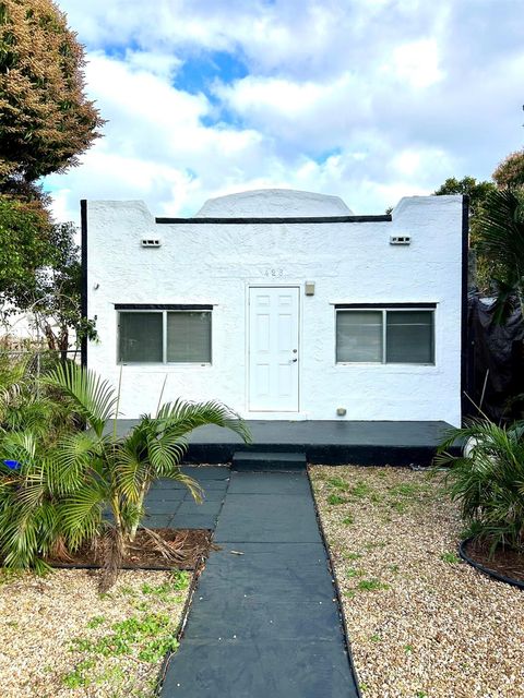 A home in Lake Worth Beach