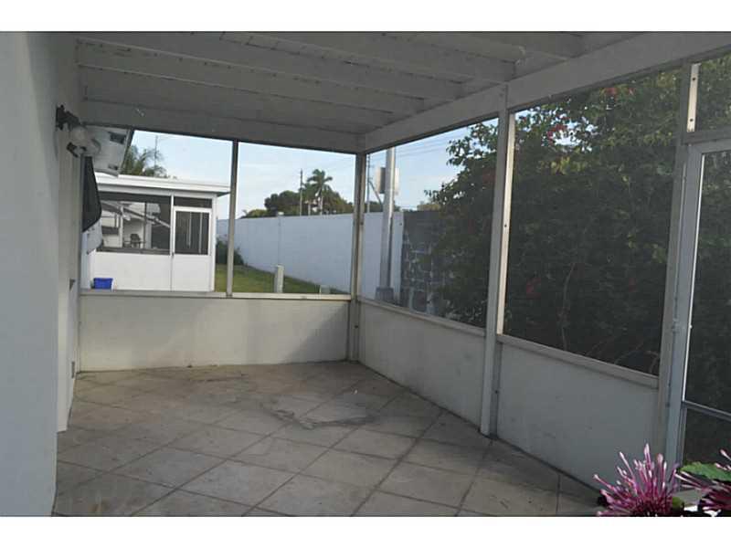 LEISUREVILLE SEC 1 - Residential Lease