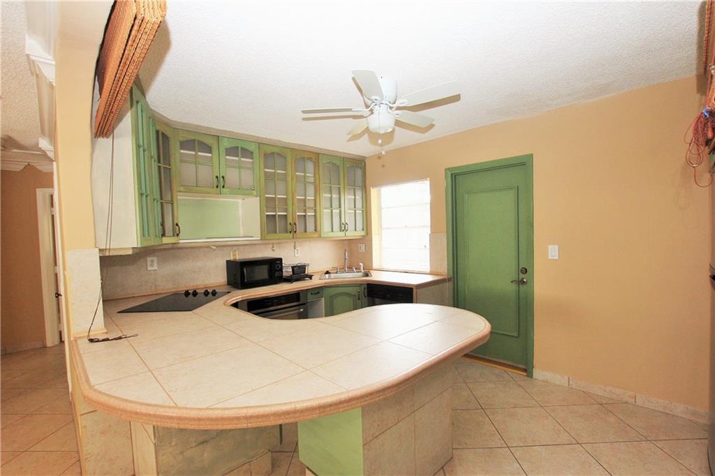 LEISUREVILLE SEC 1 - Residential Lease