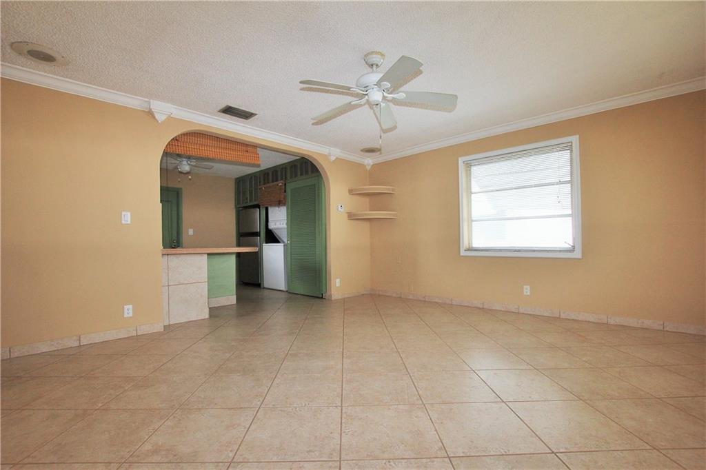 LEISUREVILLE SEC 1 - Residential Lease