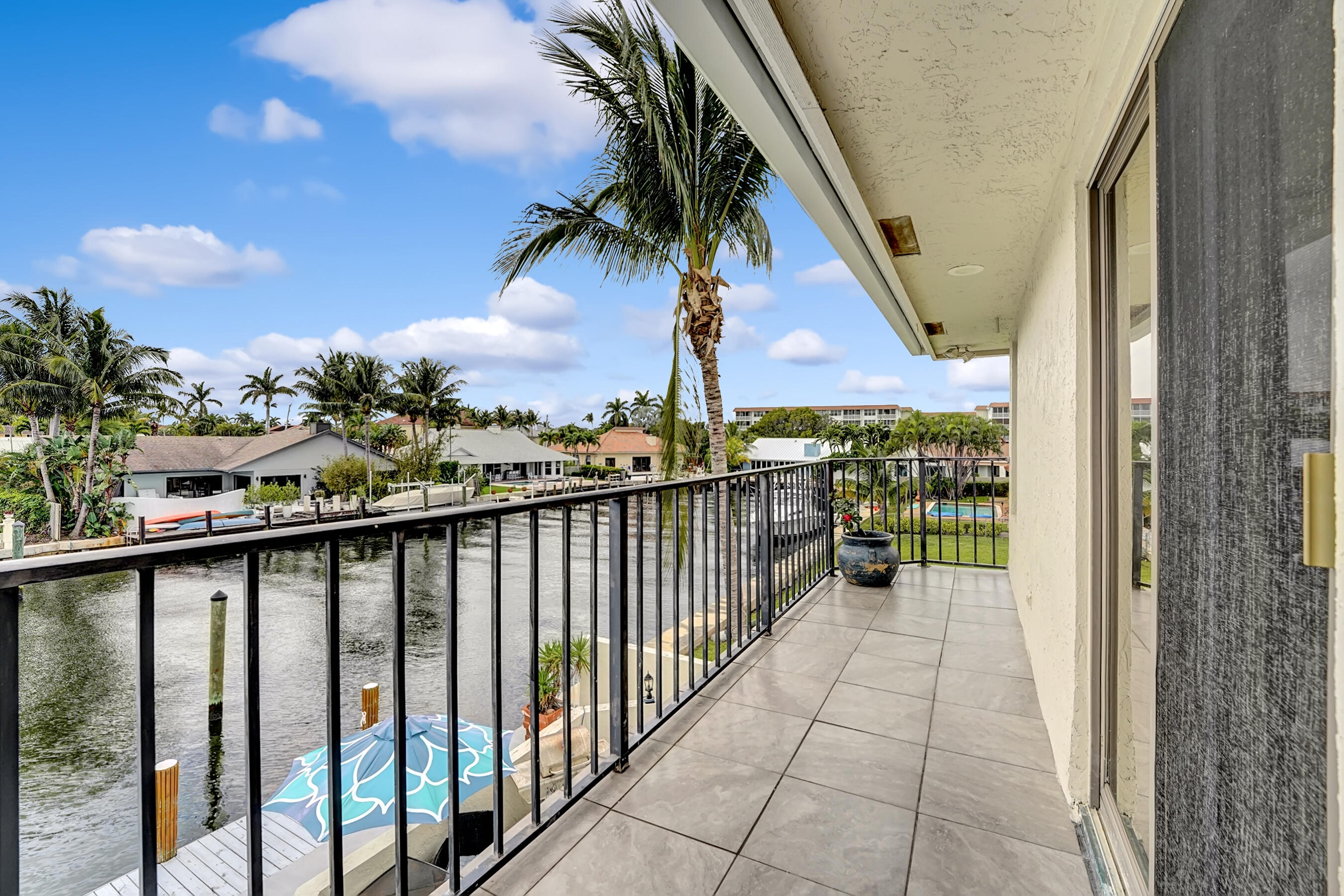 TROPIC ISLE - Residential