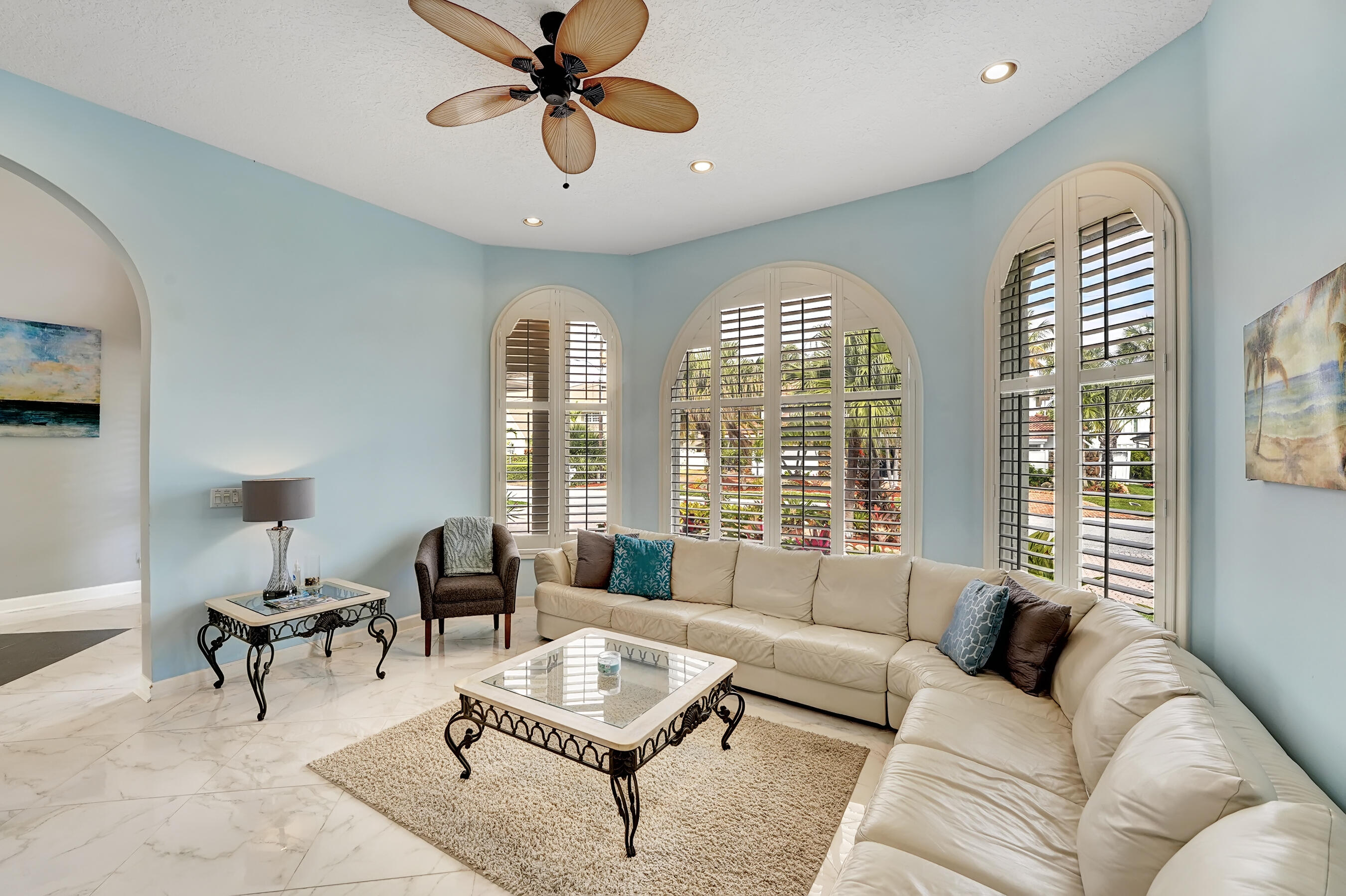 TROPIC ISLE - Residential