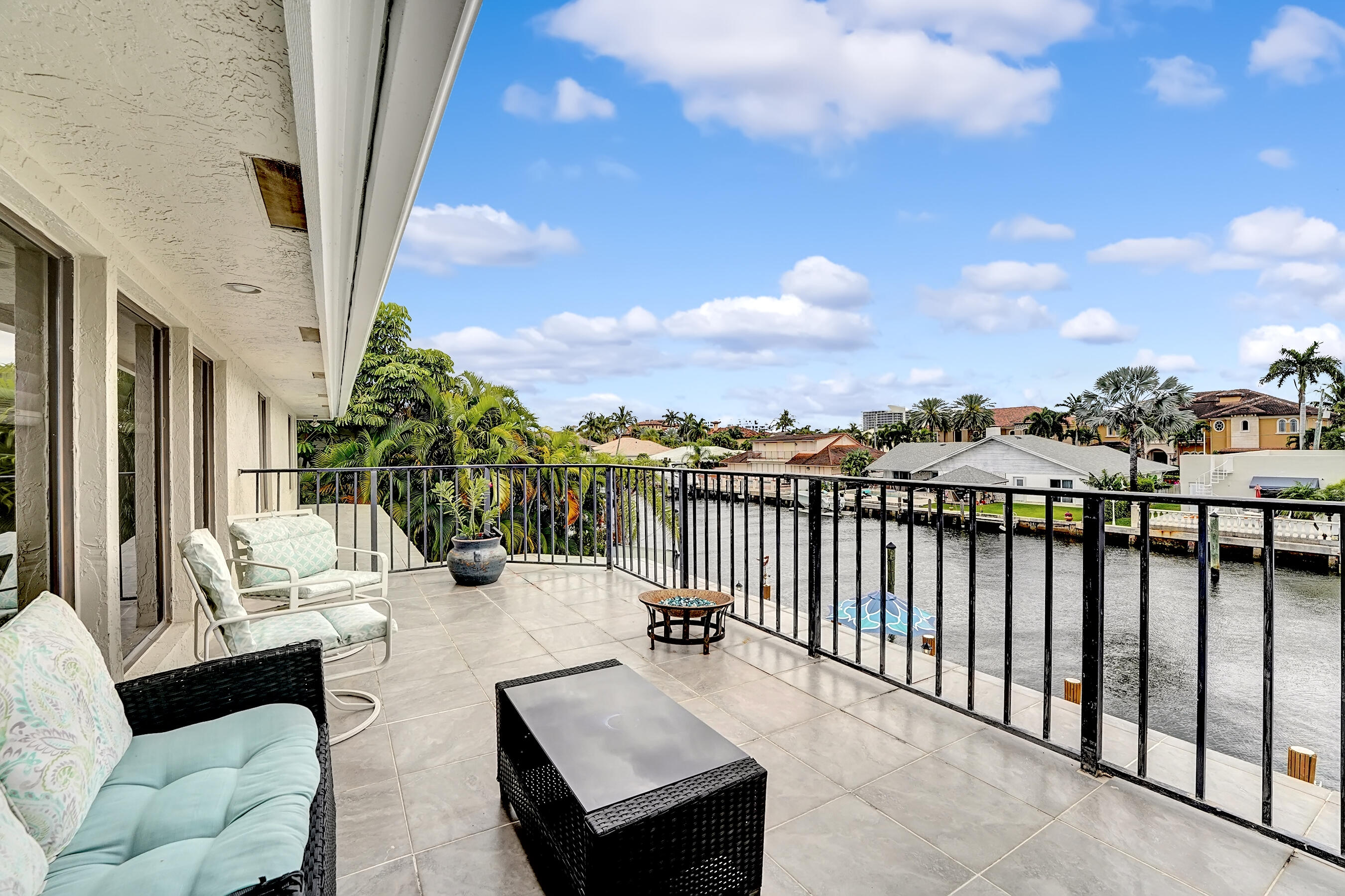 TROPIC ISLE - Residential