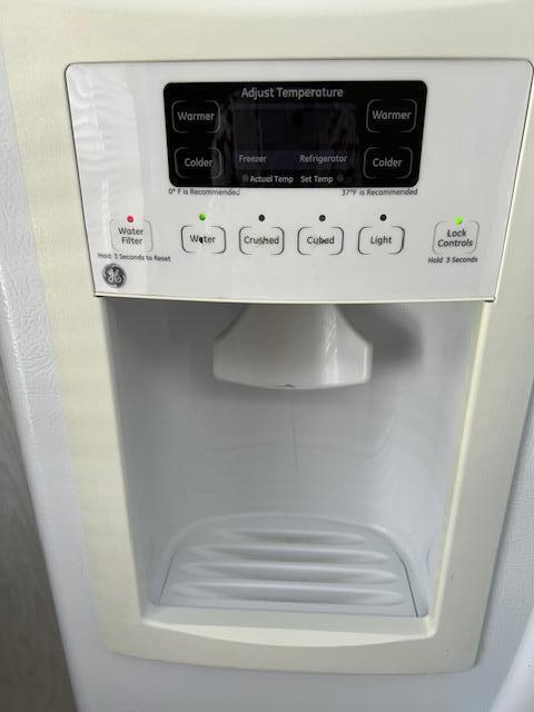 GOLDEN LAKES VILLAGE - Residential