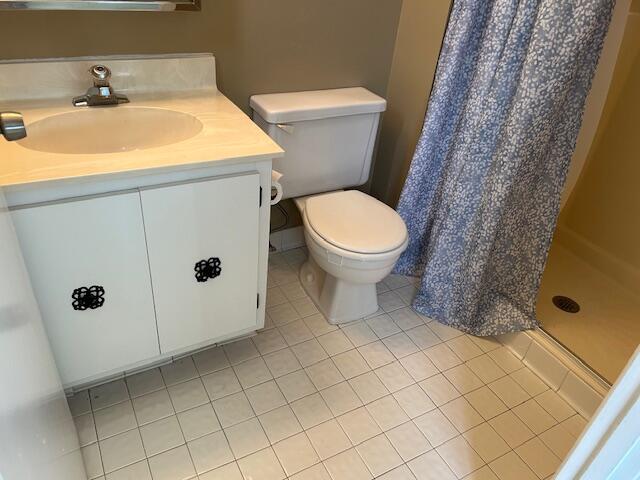 GOLDEN LAKES VILLAGE - Residential