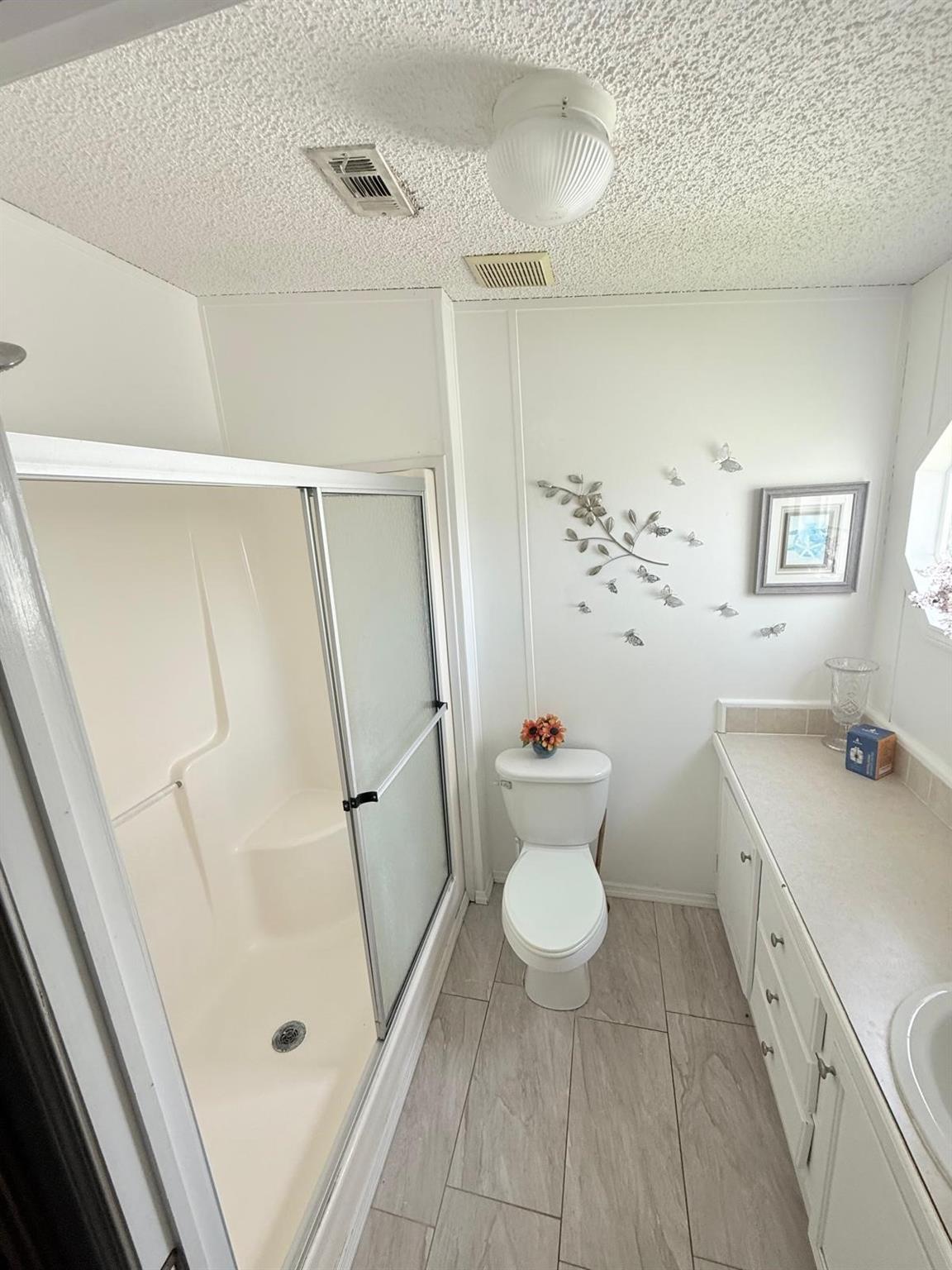 Park City Sec Two 56-25 B - Residential Lease