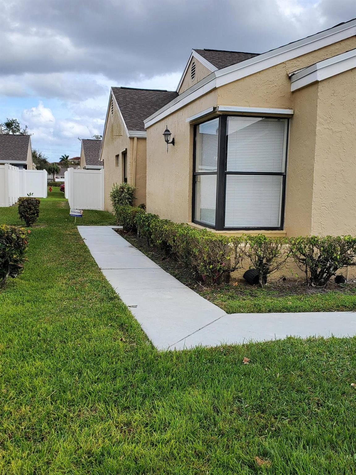 4560 Grand Cypress Road 50