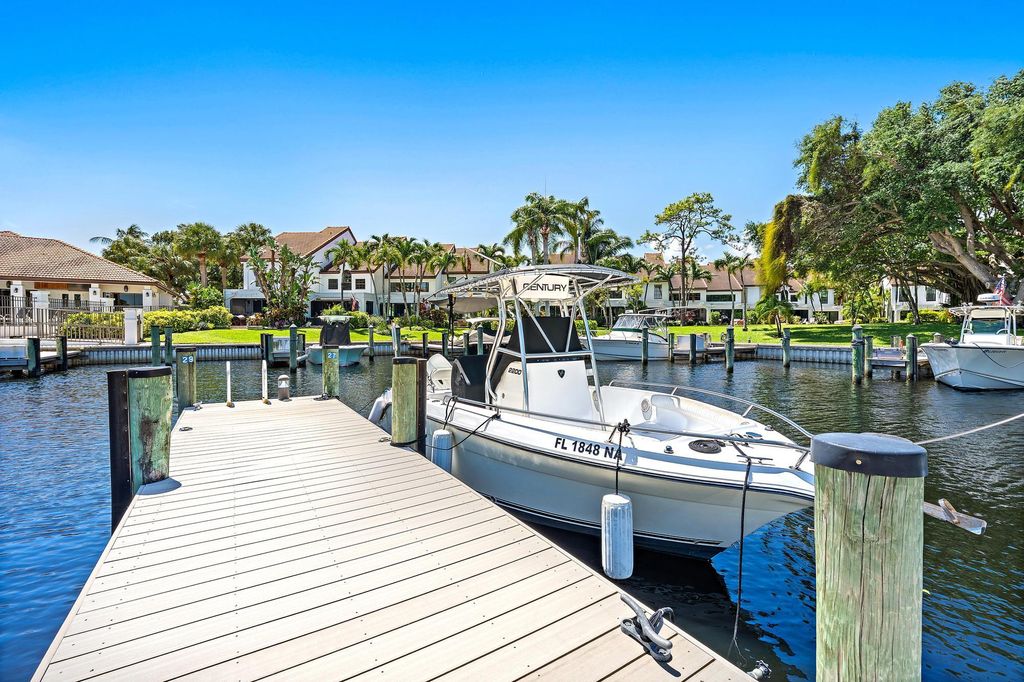 Photo of 2339 Treasure Isle Drive #42, Palm Beach Gardens, FL 33410 (MLS # B26013367)