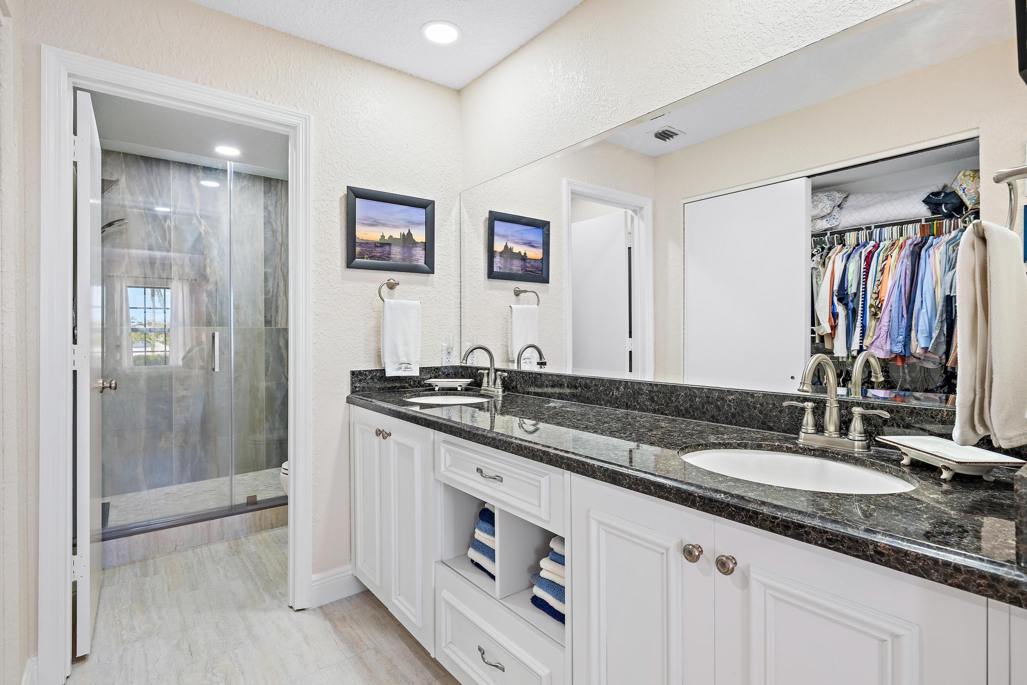 MARINERS COVE 1 - Residential