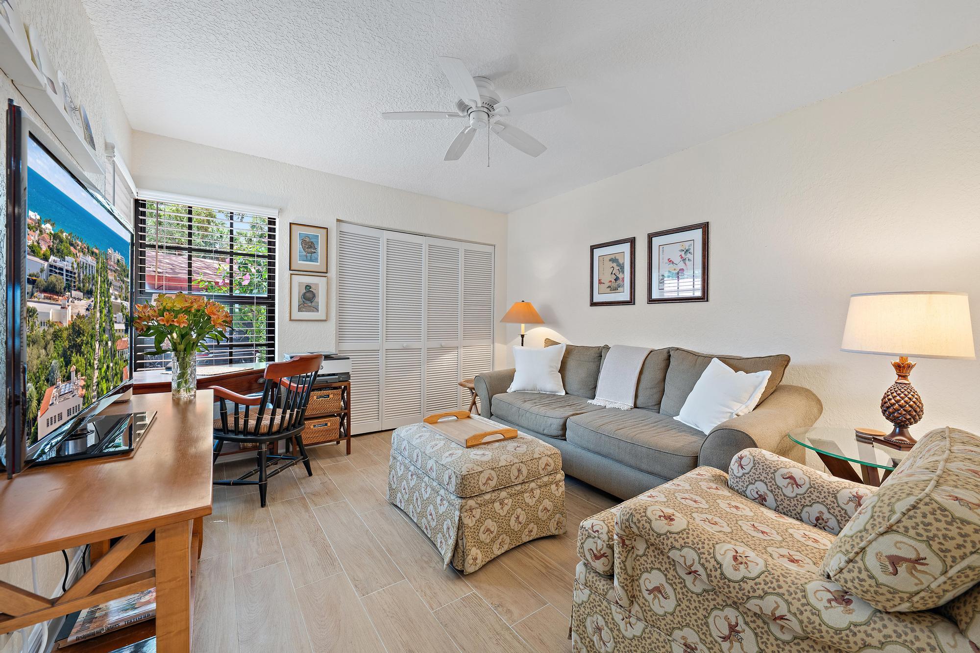 MARINERS COVE 1 - Residential