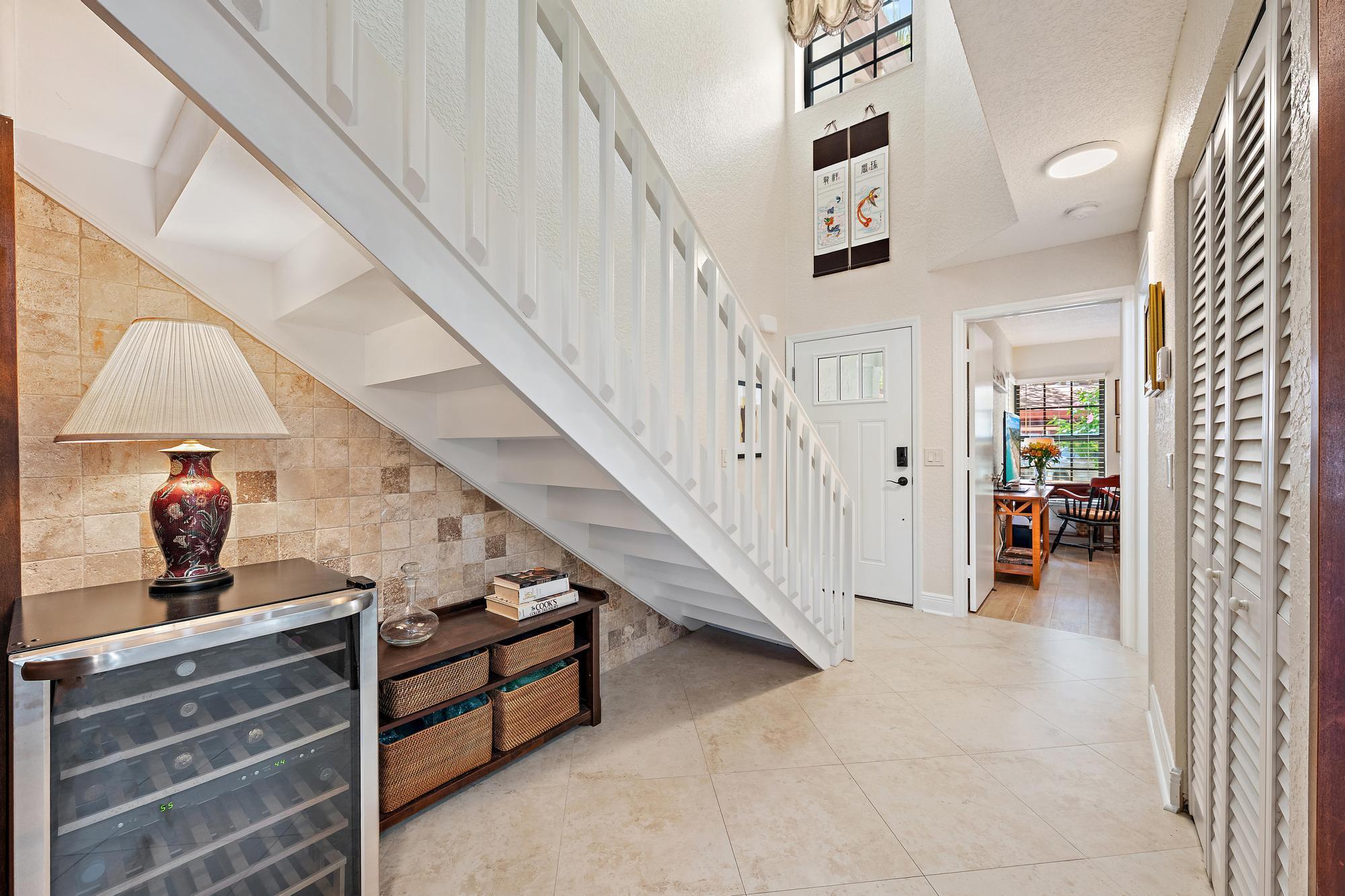 MARINERS COVE 1 - Residential