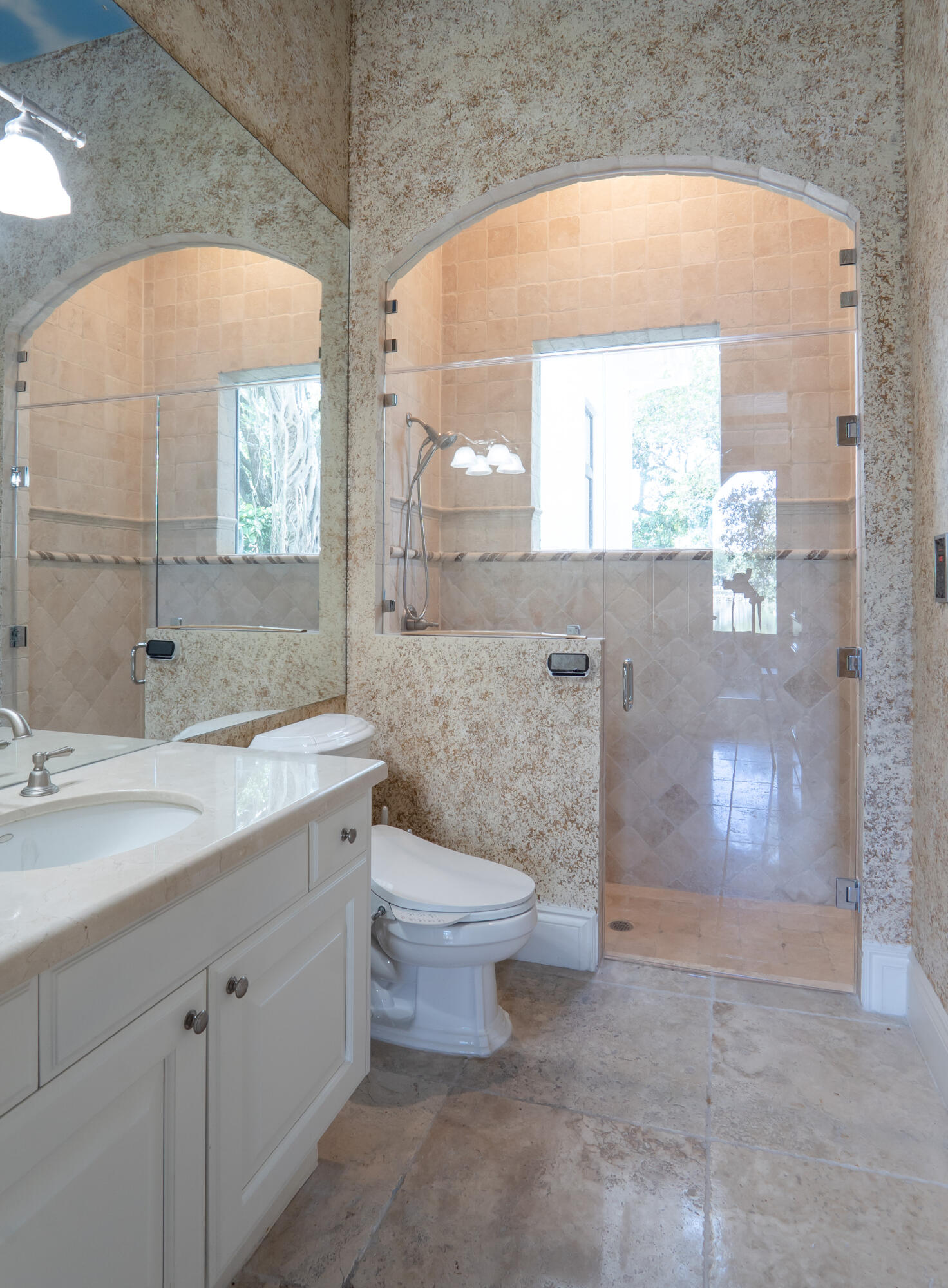 FOXE CHASE - Residential